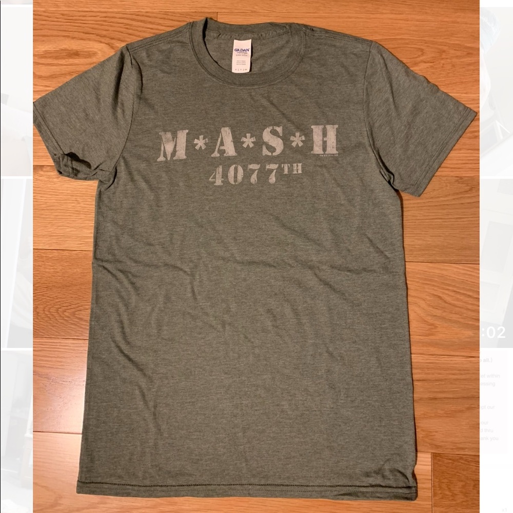 MASH graphic tshirt